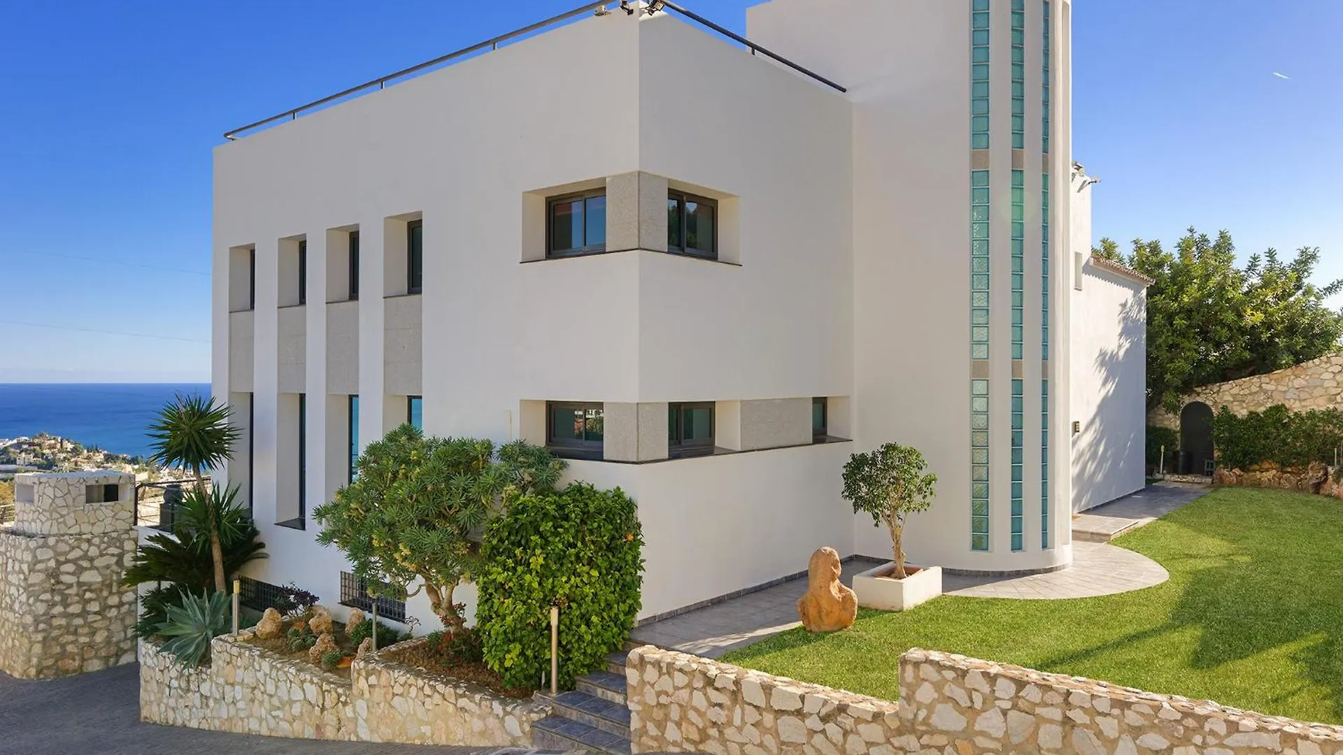בנאלמדנה Villa Holivista