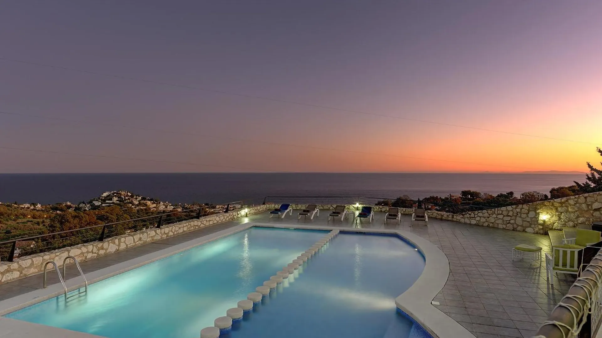 בנאלמדנה Villa Holivista
