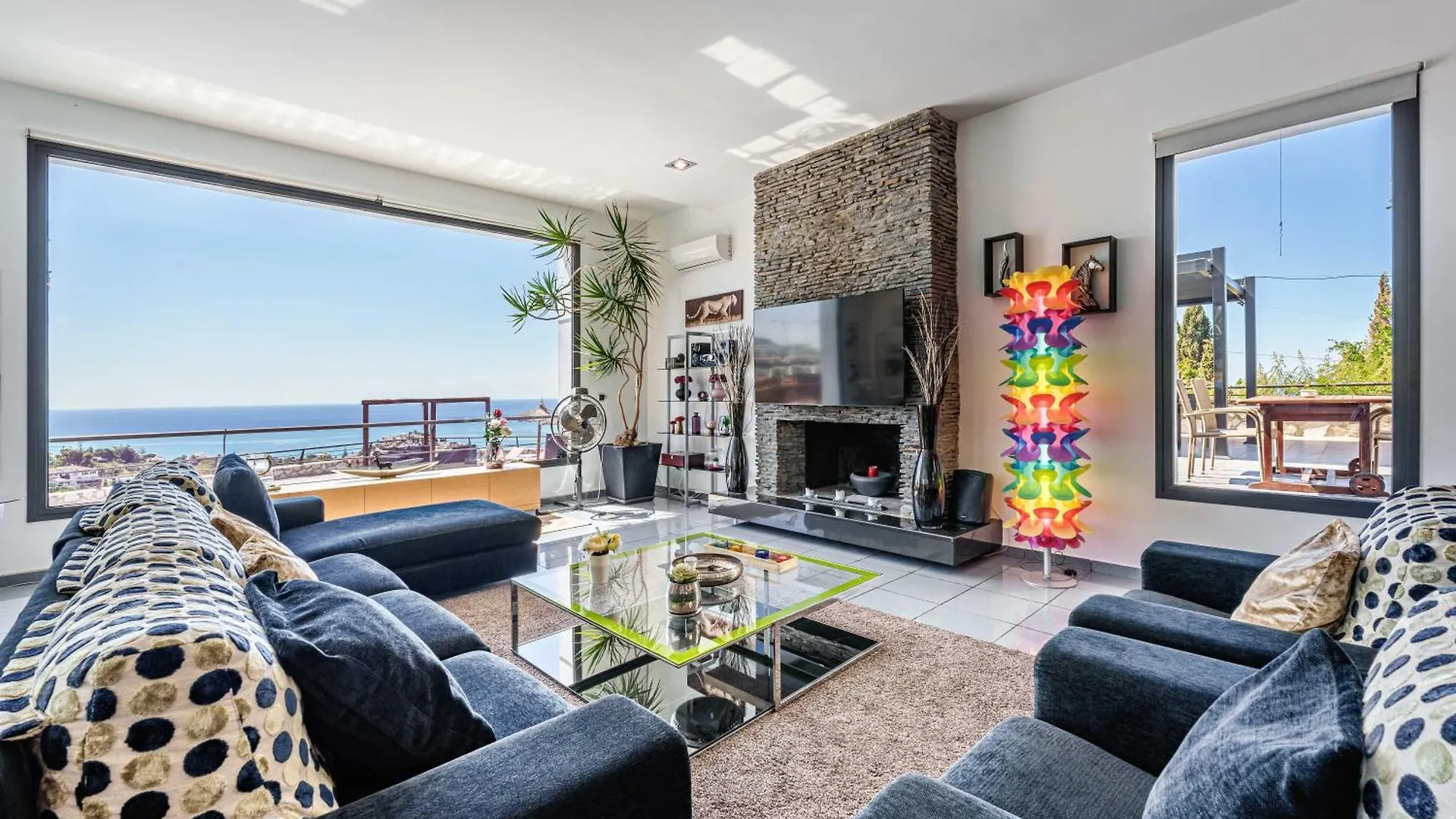 בנאלמדנה Villa Holivista ספרד